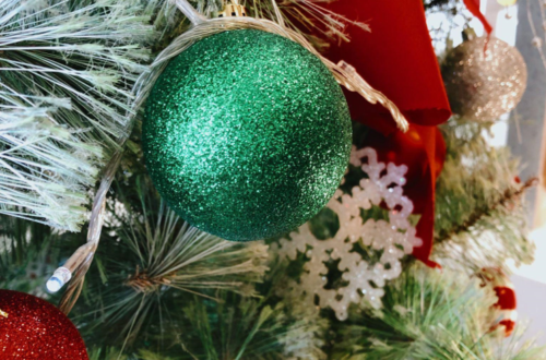 Best Deals on Artificial Christmas Trees for Festivities